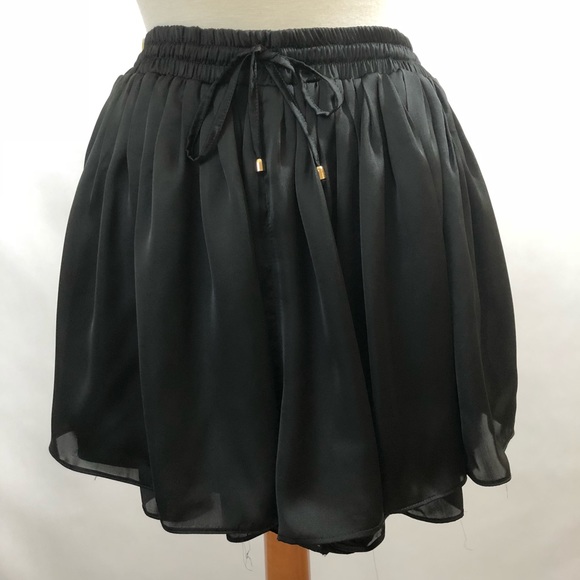 Lush Pants - LUSH Flowy Shorts